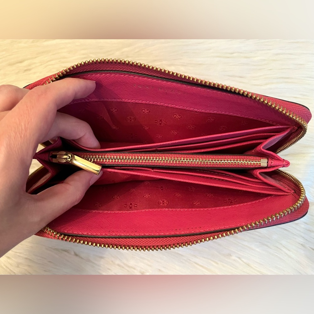 Tory Burch Continental Wallet Berry Pink Saffiano Leather - Picture 6 of 7